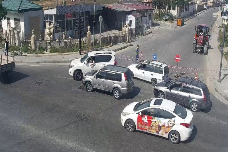 Bu yolda hərəkət məhdudlaşdırıldı - FOTO
